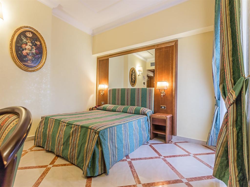 Raeli Hotel Noto Roma Exterior foto