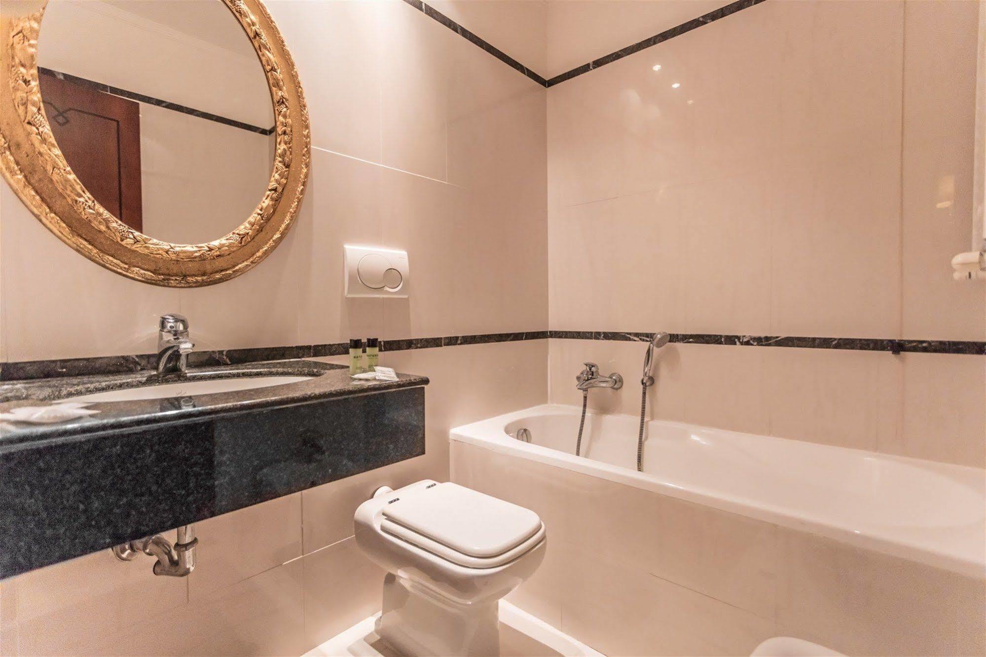 Raeli Hotel Noto Roma Exterior foto