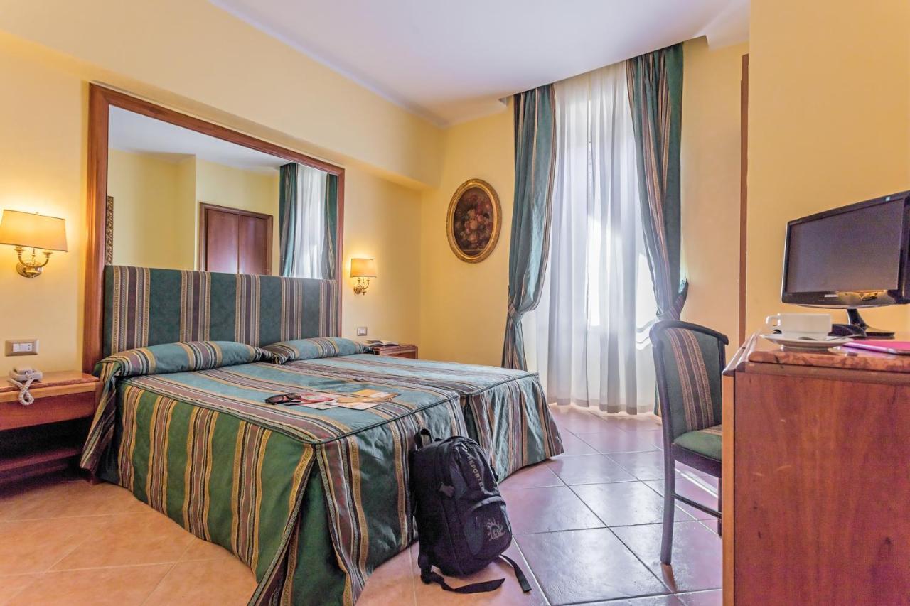Raeli Hotel Noto Roma Exterior foto