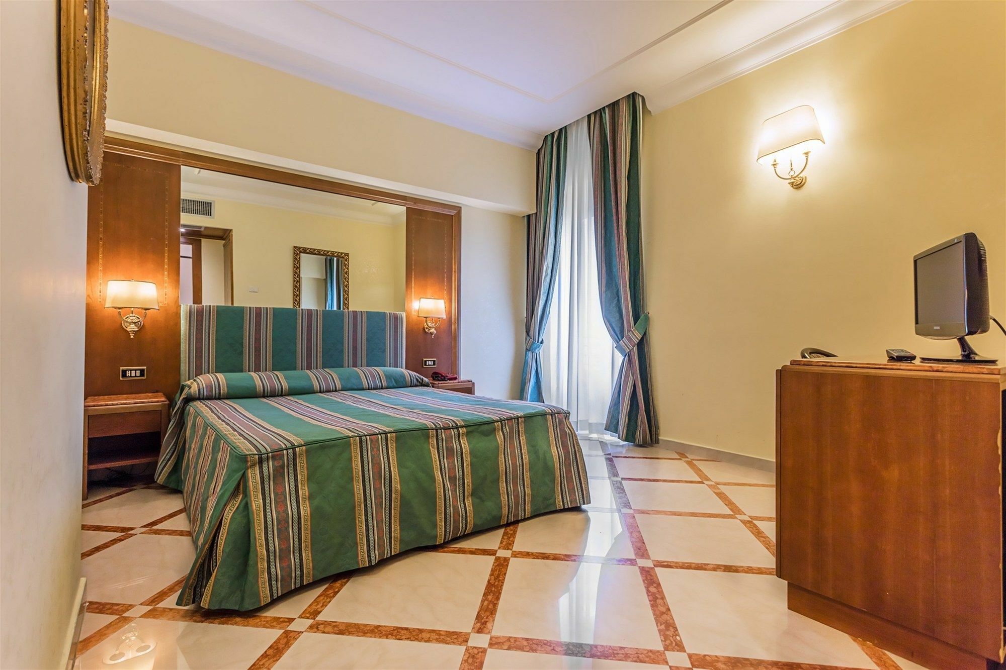 Raeli Hotel Noto Roma Exterior foto