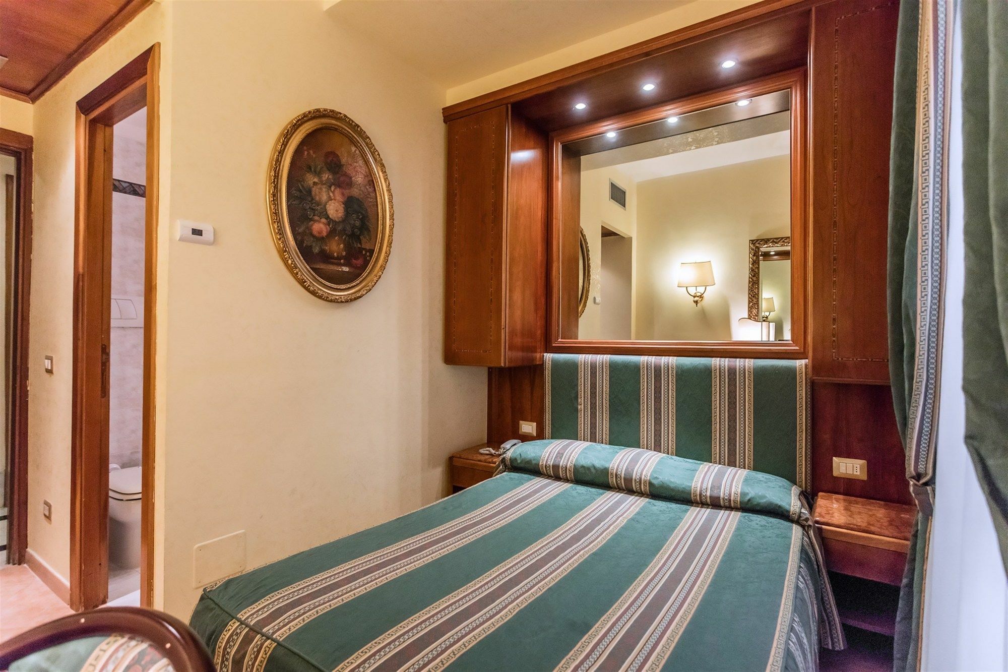 Raeli Hotel Noto Roma Exterior foto
